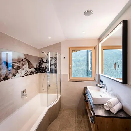Chalet's Alpenjuwel Dağ evi Tux